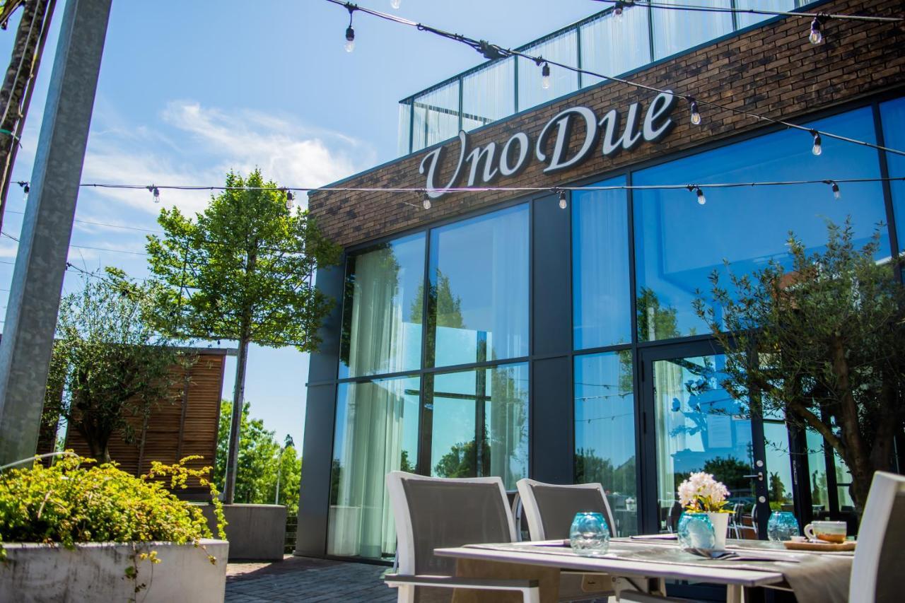 Hotel Stayen Синт-Тройден Екстериор снимка