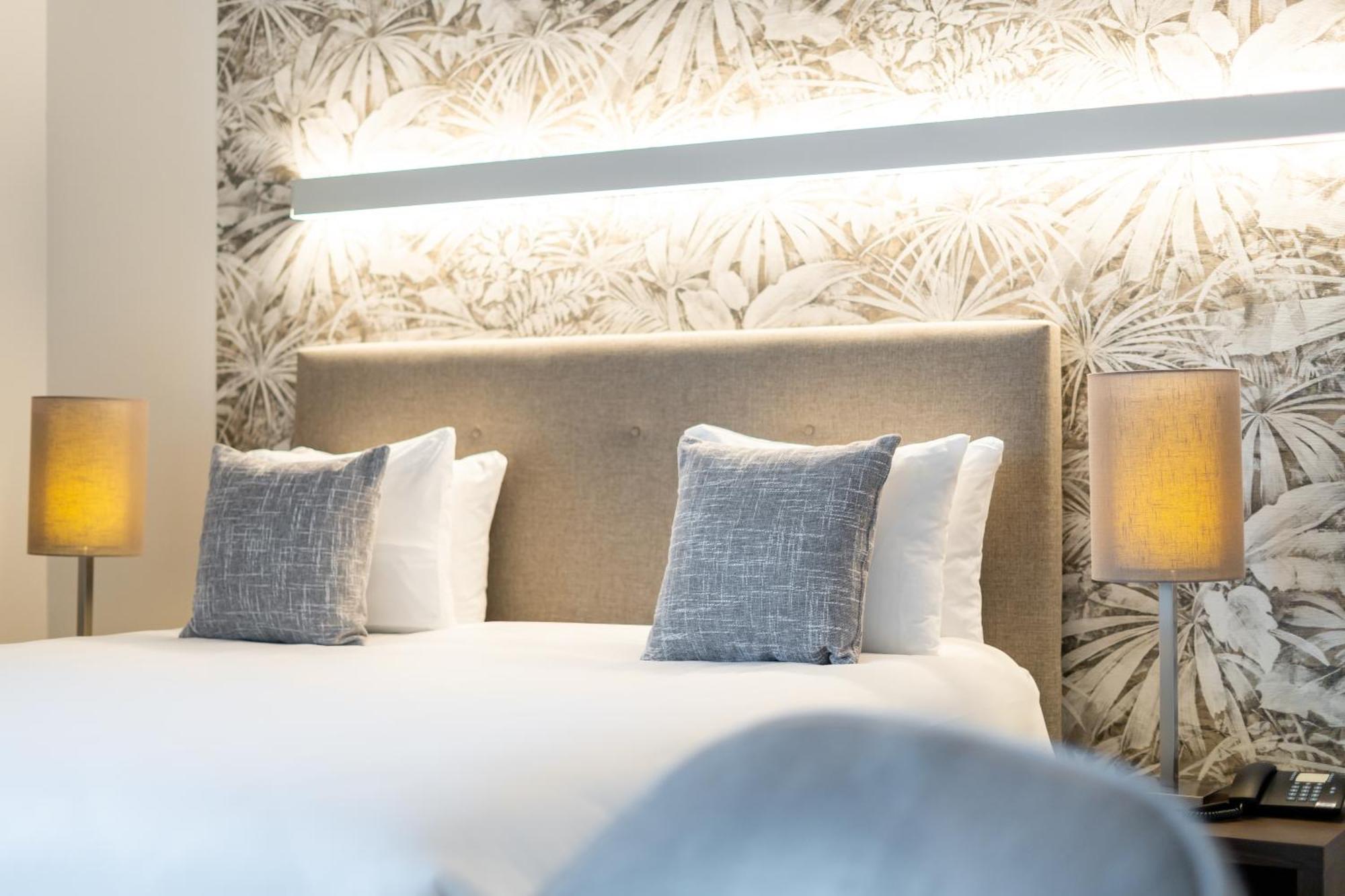 Hotel Stayen Синт-Тройден Екстериор снимка