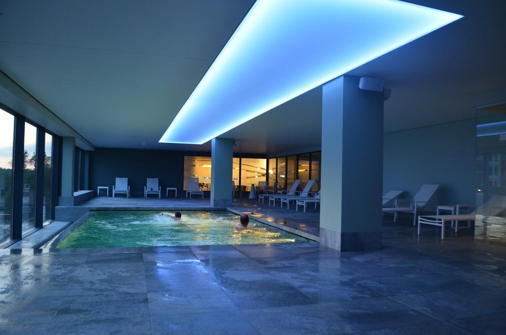 Hotel Stayen Синт-Тройден Екстериор снимка